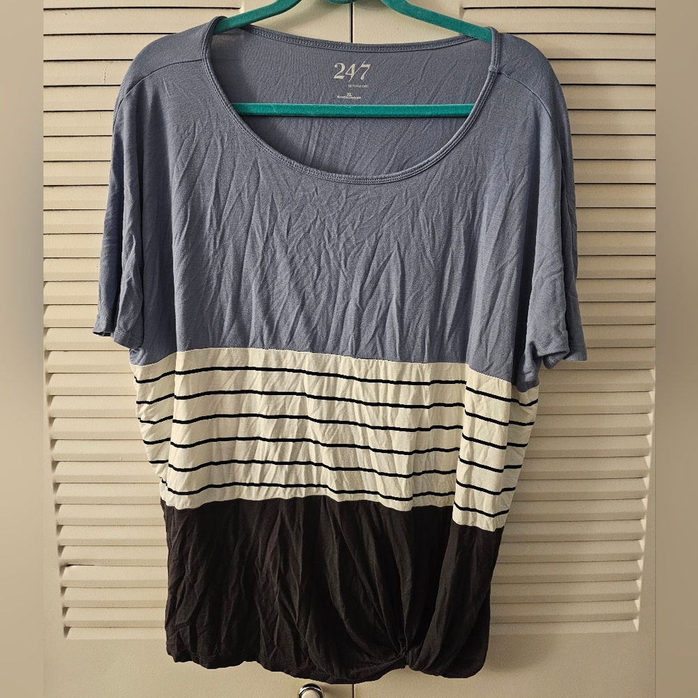 Maurices 24/7 Colorblock Scoop Neck Tee - Size XL